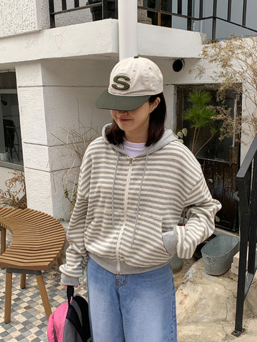 Yonoki Stripe Crop Hood Zip-Up